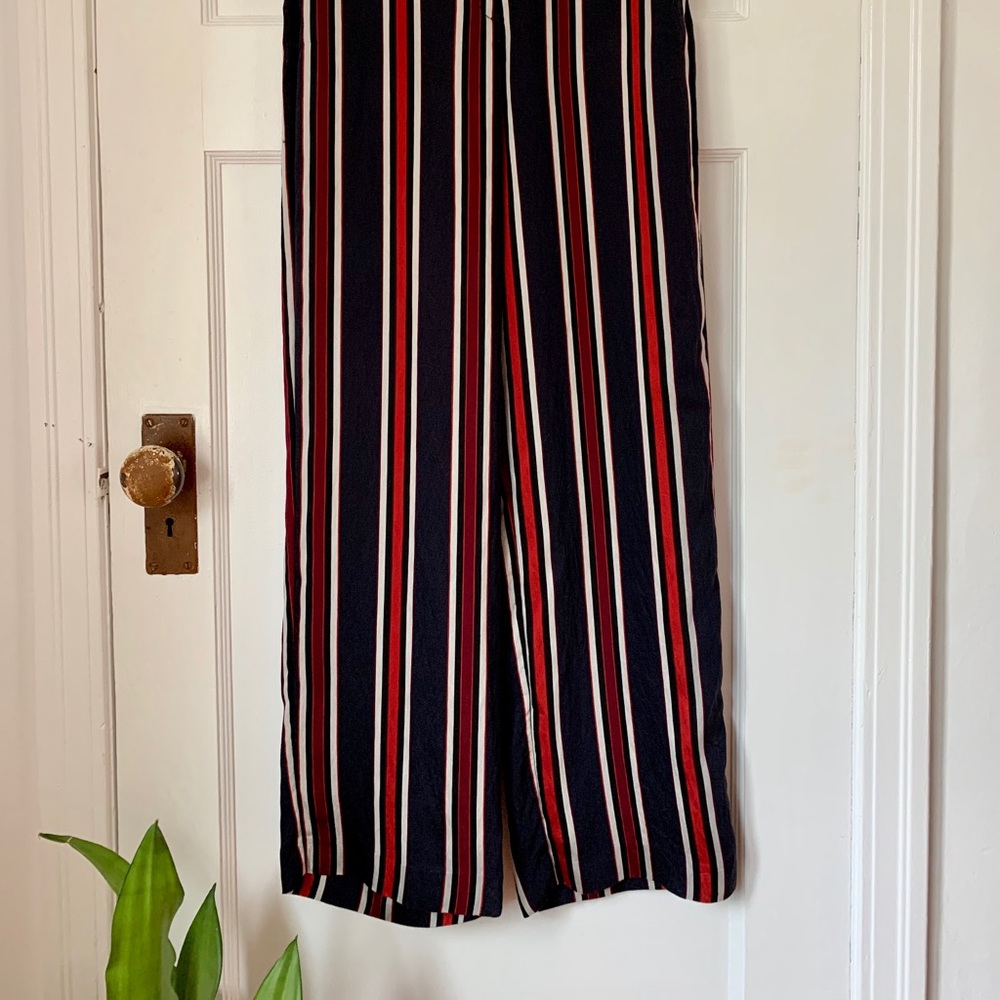 Wide leg trousers